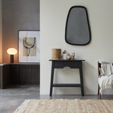 Thaki Black